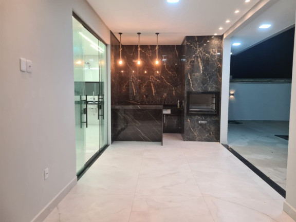 Imagem Casa com 4 Quartos à Venda, 330 m² em Ponta Negra - Manaus