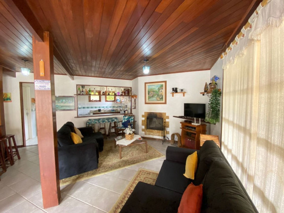 Imagem Casa com 4 Quartos à Venda, 160 m² em Albuquerque - Teresópolis Imagem Casa com 4 Quartos à Venda, 160 m² em Albuquerque - Teresópolis