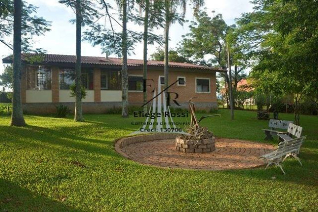 Imagem Chácara com 5 Quartos à Venda, em Itatiba Imagem Chácara com 5 Quartos à Venda, em Itatiba