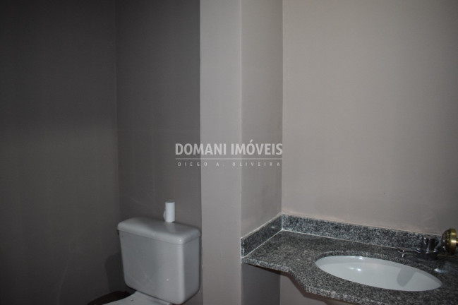 Imagem Casa com 4 Quartos à Venda, 190 m² em Região Do Alto Do Capivari - Campos Do Jordão