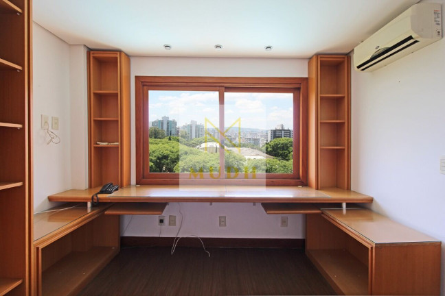 Imagem Cobertura com 4 Quartos à Venda, 430 m² em Rio Branco - Porto Alegre Imagem Cobertura com 4 Quartos à Venda, 430 m² em Rio Branco - Porto Alegre