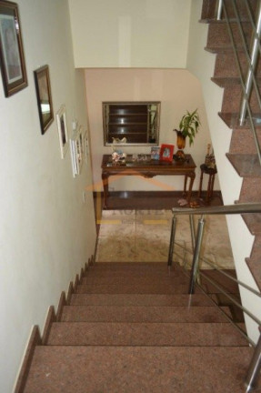 Imagem Sobrado com 5 Quartos à Venda, 450 m² em Vila Galvão - Guarulhos Imagem Sobrado com 5 Quartos à Venda, 450 m² em Vila Galvão - Guarulhos