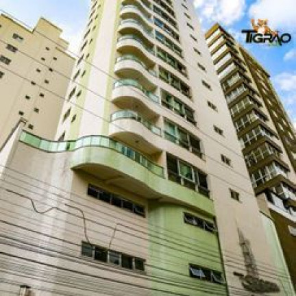 Apartamento com 3 Quartos à Venda, 94 m² em Centro - Balneário Camboriú