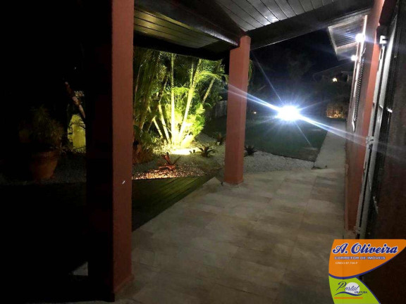 Casa de Condomínio com 4 Quartos à Venda, 234 m² em Itamambuca - Ubatuba