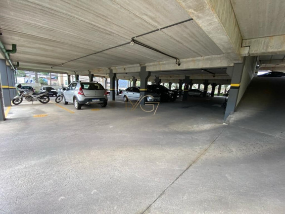 Imagem Apartamento com 2 Quartos à Venda, 50 m² em Pinheirinho - Curitiba