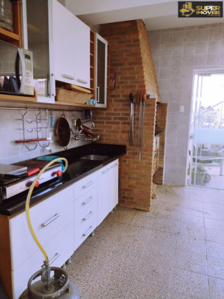 Imagem Casa com 4 Quartos à Venda, 200 m² em Três Vendas - Pelotas Imagem Casa com 4 Quartos à Venda, 200 m² em Três Vendas - Pelotas