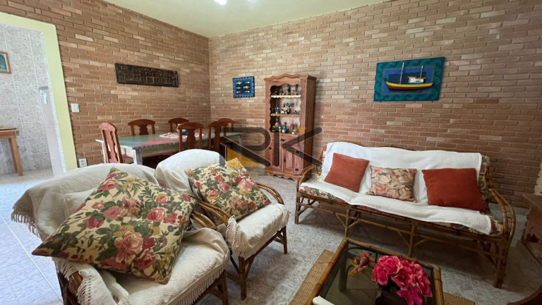 Imagem Casa com 2 Quartos à Venda, 110 m² em Barra Da Lagoa - Ubatuba Imagem Casa com 2 Quartos à Venda, 110 m² em Barra Da Lagoa - Ubatuba
