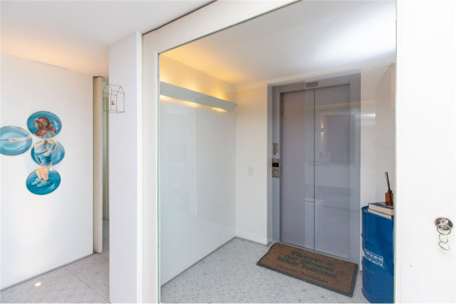 Imagem Imóvel com 3 Quartos à Venda,  em Alphaville - Santana De Parnaíba