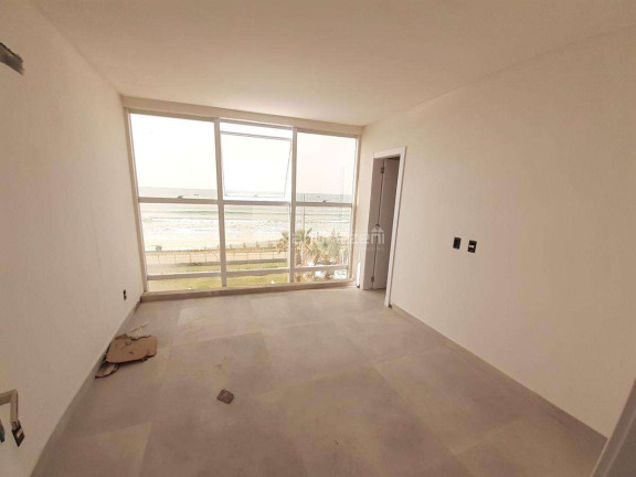 Imagem Cobertura com 3 Quartos à Venda, 108 m² em Bombas - Bombinhas