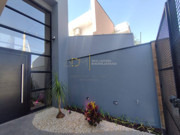 Imagem Casa com 3 Quartos à Venda, 250 m² em Jardim Itália - Botucatu
