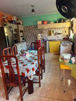 Imagem Casa com 4 Quartos à Venda, 300 m² em Flores - Manaus Imagem Casa com 4 Quartos à Venda, 300 m² em Flores - Manaus