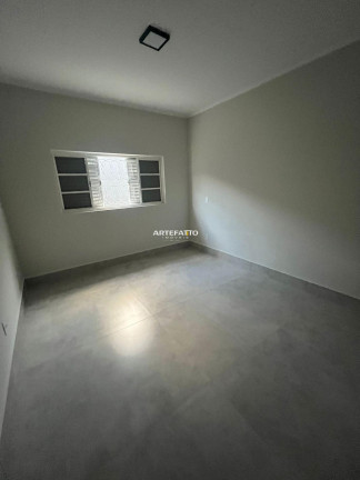 Imagem Casa com 3 Quartos à Venda, 200 m²