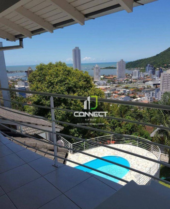 Casa com 5 Quartos à Venda, 400 m² em Fazenda - Itajaí