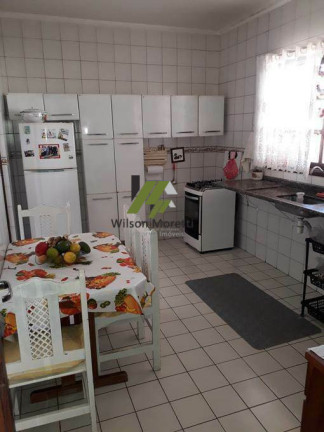 Imagem Casa com 3 Quartos à Venda, 205 m²