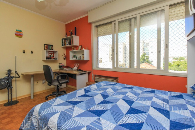 Imagem Imóvel com 3 Quartos à Venda, 124 m² em Teresópolis - Porto Alegre