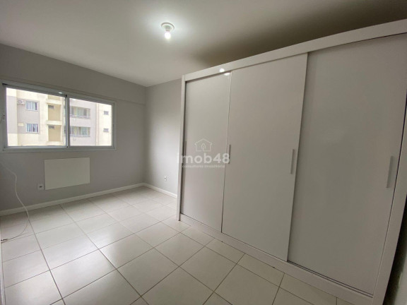 Imagem Apartamento com 2 Quartos à Venda, 63 m² em Barreiros - São José