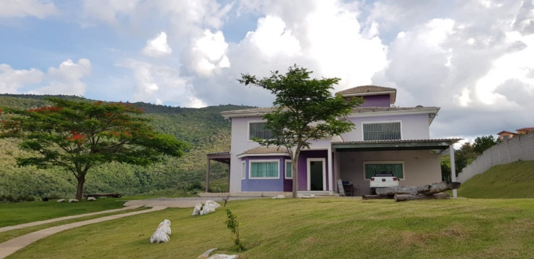 Chácara com 4 Quartos à Venda, 5 m² em Vila Santista - Atibaia
