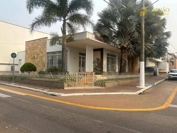 Casa com 3 Quartos à Venda, 158 m² em Centro - Itu