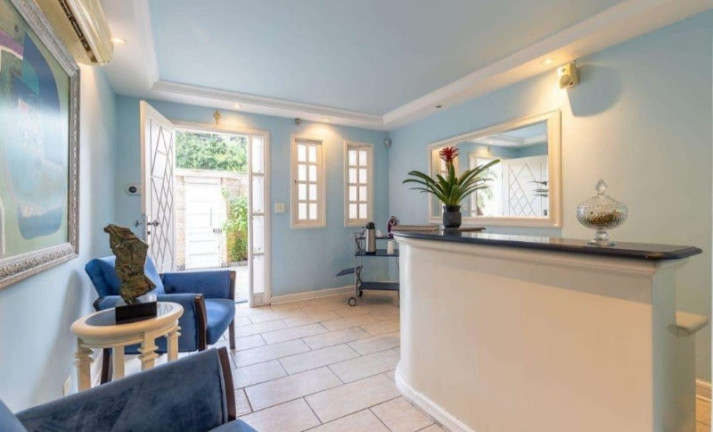 Imagem Casa com 3 Quartos à Venda, 220 m² em Jardim Paulistano - São Paulo
