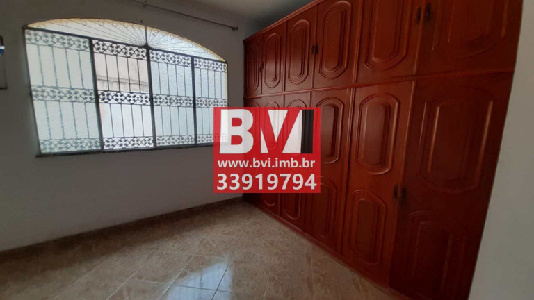 Imagem Casa com 3 Quartos à Venda, 243 m² em Vila Da Penha - Rio De Janeiro Imagem Casa com 3 Quartos à Venda, 243 m² em Vila Da Penha - Rio De Janeiro