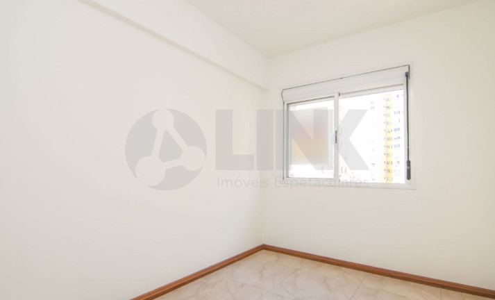 Imagem Apartamento com 2 Quartos à Venda, 65 m² em Santo Antônio - Porto Alegre Imagem Apartamento com 2 Quartos à Venda, 65 m² em Santo Antônio - Porto Alegre