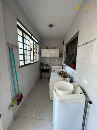 Imagem Casa com 3 Quartos à Venda, 325 m² em Brasil - Itu