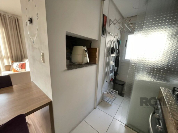 Imagem Imóvel com 1 Quarto à Venda,  em Menino Deus - Porto Alegre