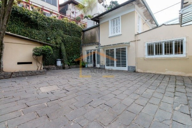 Imóvel com 2 Quartos à Venda, 570 m² em Pacaembu - São Paulo