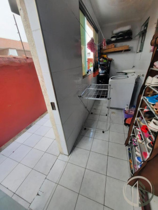 Imagem Casa com 4 Quartos à Venda, 180 m² em Boqueirão - Santos