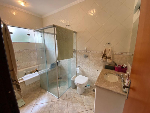 Imagem Casa com 3 Quartos à Venda, 360 m² em Jardim Estoril - Bauru