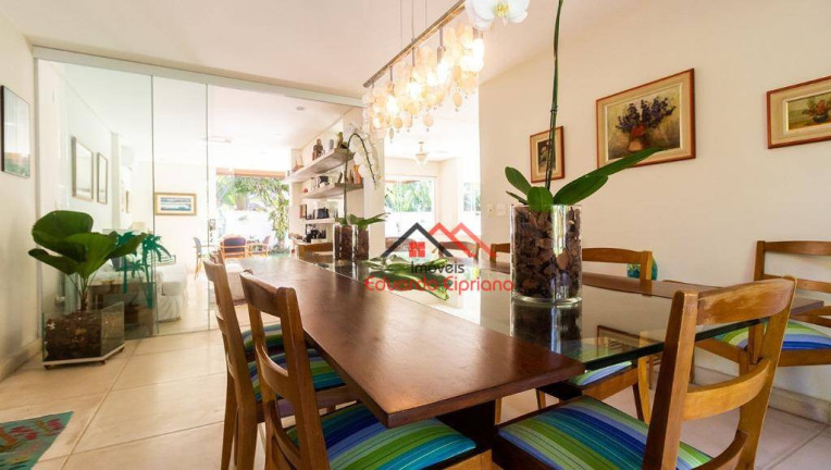 Imagem Casa com 5 Quartos à Venda, 440 m² em Massaguaçu - Caraguatatuba Imagem Casa com 5 Quartos à Venda, 440 m² em Massaguaçu - Caraguatatuba