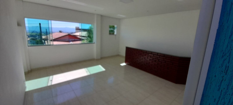 Imagem Sobrado com 3 Quartos à Venda, 210 m² em Jardim Hípica Pinheiro - Taubaté Imagem Sobrado com 3 Quartos à Venda, 210 m² em Jardim Hípica Pinheiro - Taubaté