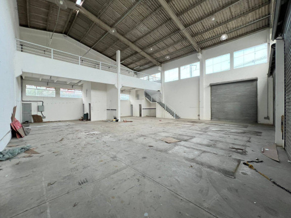 Galpão para Alugar, 390 m² em Samambaia - Praia Grande