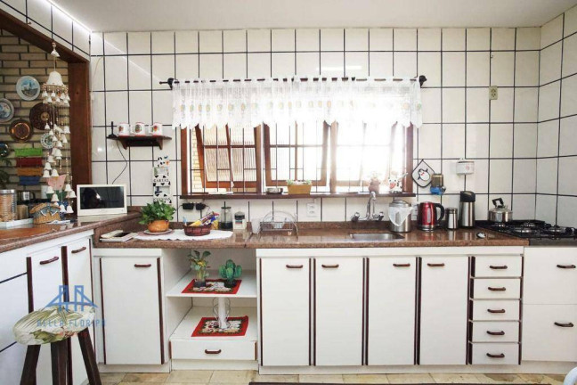 Imagem Casa com 3 Quartos à Venda, 220 m² em Ingleses Do Rio Vermelho - Florianópolis Imagem Casa com 3 Quartos à Venda, 220 m² em Ingleses Do Rio Vermelho - Florianópolis