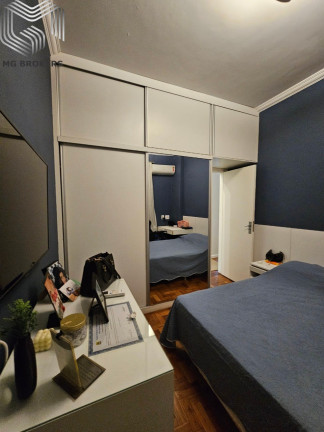 Imagem Imóvel com 3 Quartos à Venda, 300 m² em Laranjeiras - Rio De Janeiro Imagem Imóvel com 3 Quartos à Venda, 300 m² em Laranjeiras - Rio De Janeiro