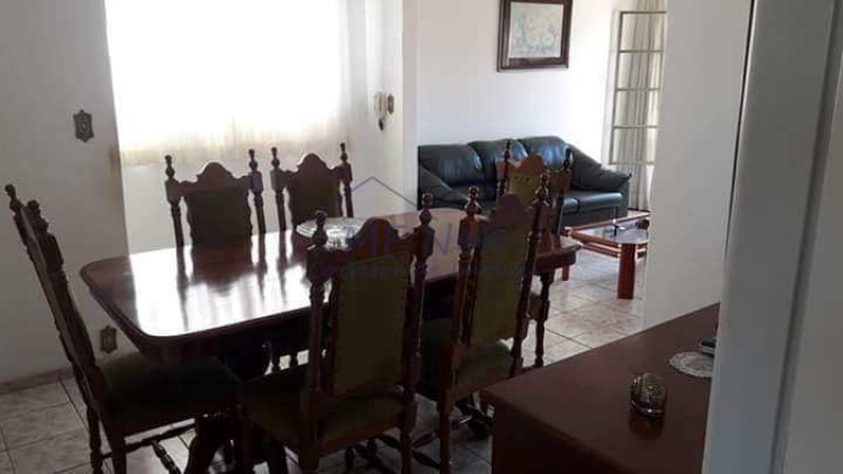 Imagem Casa com 3 Quartos à Venda, 432 m² em Centro - Pirassununga