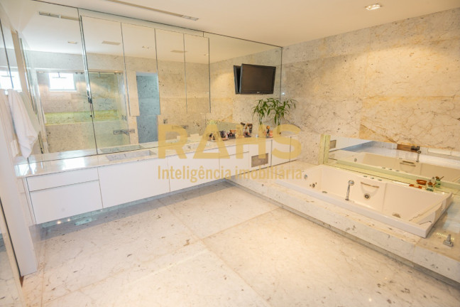 Imagem Cobertura com 4 Quartos à Venda, 500 m² em Atiradores - Joinville Imagem Cobertura com 4 Quartos à Venda, 500 m² em Atiradores - Joinville