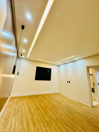 Imagem Casa com 4 Quartos à Venda, 510 m² em Ponta Negra - Manaus
