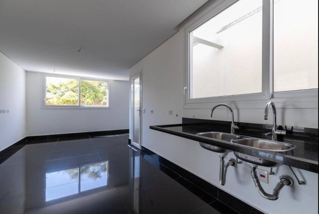 Imagem Casa de Condomínio com 4 Quartos à Venda, 786 m² em Parque Colonial - São Paulo