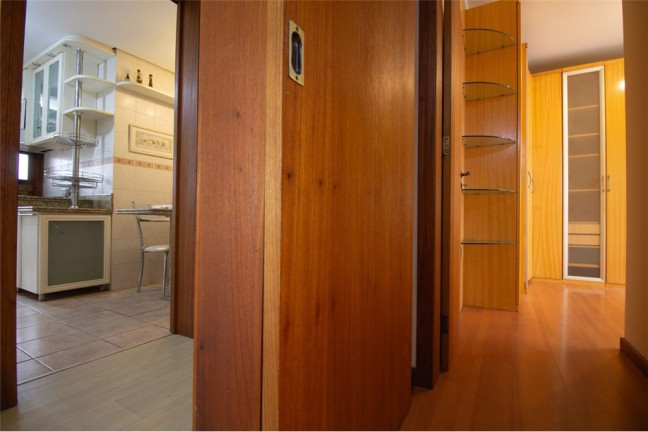 Imagem Apartamento com 3 Quartos à Venda, 157 m² em Menino Deus - Porto Alegre