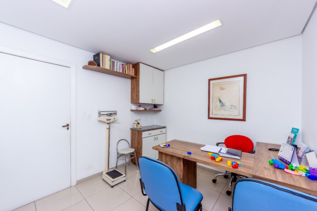 Imagem Casa com 5 Quartos à Venda, 261 m² em Saúde - São Paulo