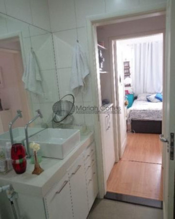 Imagem Imóvel com 1 Quarto à Venda, 38 m² em Icaraí - Niterói Imagem Imóvel com 1 Quarto à Venda, 38 m² em Icaraí - Niterói