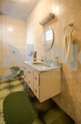 Imagem Casa com 3 Quartos à Venda, 251 m² em Jardim Itu - Porto Alegre Imagem Casa com 3 Quartos à Venda, 251 m² em Jardim Itu - Porto Alegre