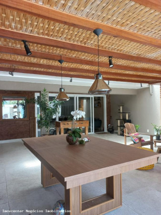 Imagem Casa à Venda, 324 m² em Barra Da Tijuca - Rio De Janeiro Imagem Casa à Venda, 324 m² em Barra Da Tijuca - Rio De Janeiro