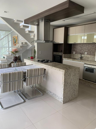 Casa com 3 Quartos à Venda, 160 m²