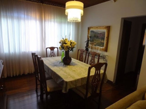 Imagem Casa com 3 Quartos à Venda, 400 m² em Vila Santista - Atibaia Imagem Casa com 3 Quartos à Venda, 400 m² em Vila Santista - Atibaia