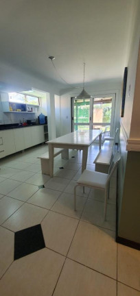 Imagem Sobrado com 4 Quartos à Venda, 160 m² em Cachoeira Do Bom Jesus - Florianópolis