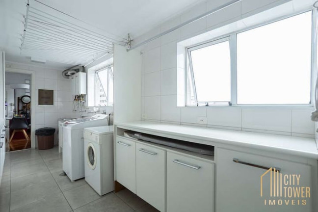 Imagem Apartamento com 3 Quartos à Venda, 228 m² em Itaim Bibi - São Paulo