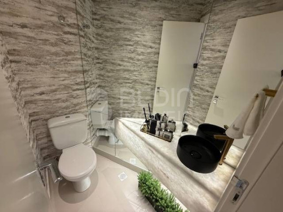 Imagem Apartamento com 3 Quartos à Venda, 135 m² em Centro - Balneário Camboriú Imagem Apartamento com 3 Quartos à Venda, 135 m² em Centro - Balneário Camboriú