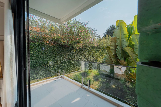 Imagem Casa com 5 Quartos à Venda,  em Granja Viana Ii - Cotia
